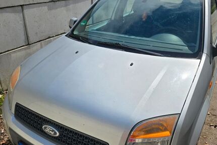 Ford Fusion 153.000 km 2.499 &euro; München 80689