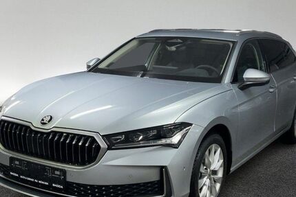 Skoda Superb 9.900 km 46.960 &euro; München 80687