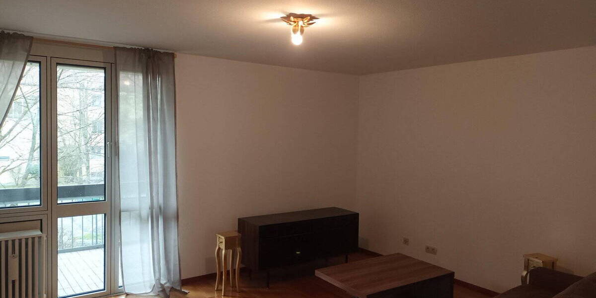 Etagenwohnung München Bogenhausen - 3 Zimmer, 105 m&sup2;, 2.010&euro; | Angebot:26286512