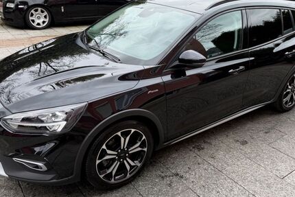 Ford Focus 118.000 km 9.980 &euro; München 81827
