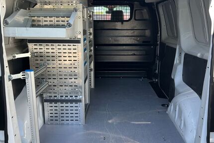 Opel Vivaro 99.362 km 14.990 &euro; München 81825