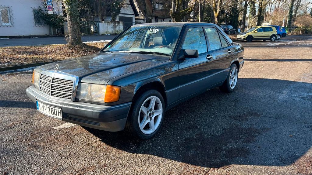 Mercedes-Benz 190 164.510 km 9.500 &euro; Unterföhring 85774