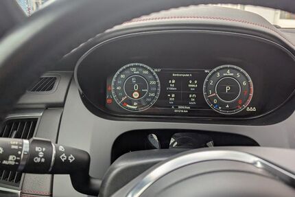 Jaguar E-Pace 32.800 km 25.500 € München 81737