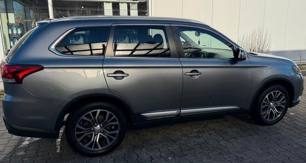 Mitsubishi Outlander 261.564 km 8.500 &euro; München 81249