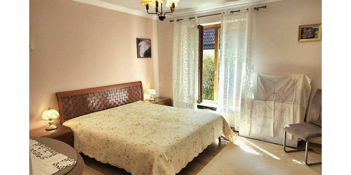 Etagenwohnung Zorneding bei München Zorneding - 2 Zimmer, 90 m&sup2;, 1.450&euro; | Angebot:26190428