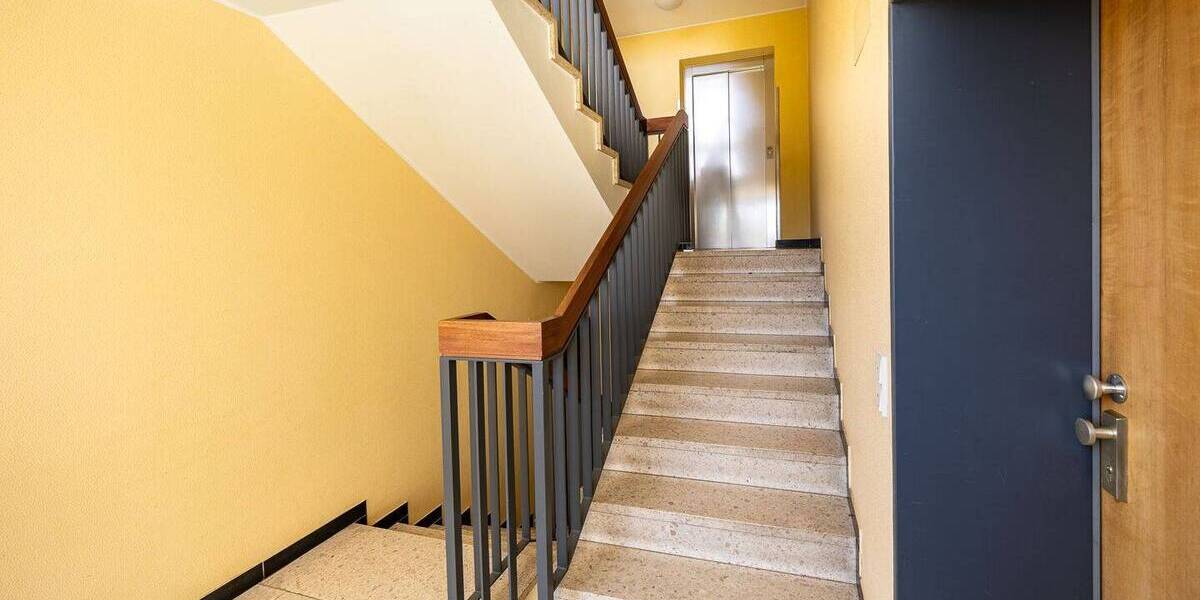Etagenwohnung Planegg - 4 Zimmer, 97 m&sup2;, 450.000&euro; | Angebot:26401119