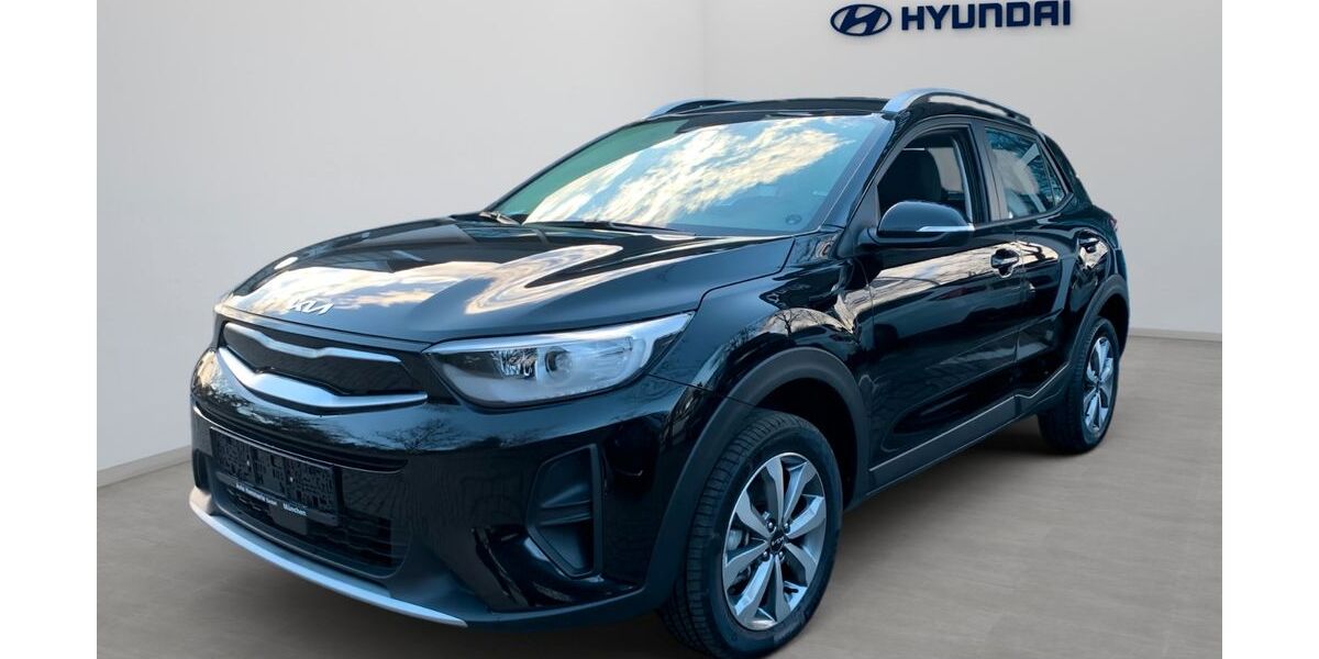 Kia Stonic 2.400 km 18.980 &euro; München 81825