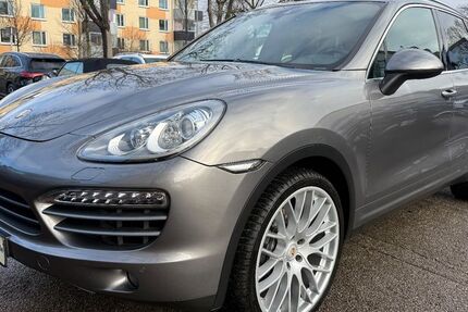 Porsche Cayenne 212.476 km 16.500 &euro; München 81243