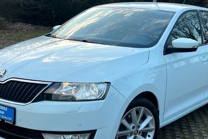 Skoda Rapid 26.000 km 12.490 &euro; München 81243