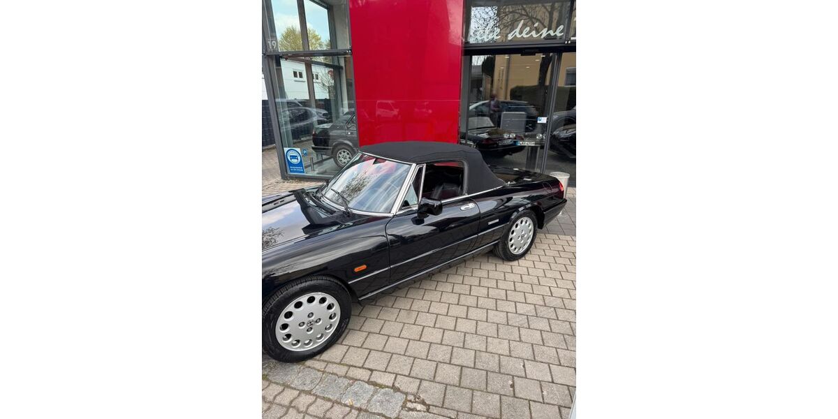 Alfa Romeo Spider 82.970 km 16.900 &euro; München 81669