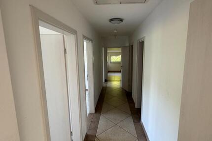 Unterkunft für Mitarbeiter oder Büro!!!!!! zimmer