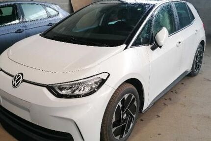 VW ID.3 10.283 km 26.880 &euro; Wolfratshausen 82515