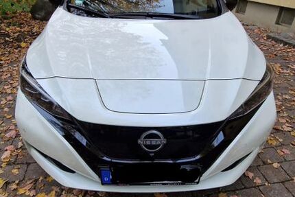 Nissan Leaf 33.228 km 13.900 &euro; München 81671