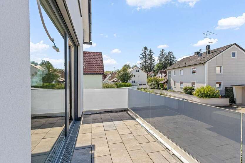 Energieeffizient & Neuwertig | Traumhaft ausgestattete DHH in Schwabhausen 5 zimmer