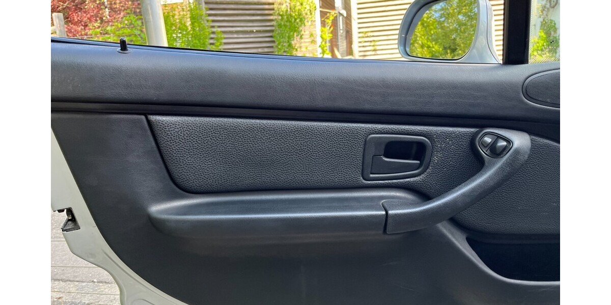 BMW Z3 123.000 km 10.900 &euro; Wörthsee 82237