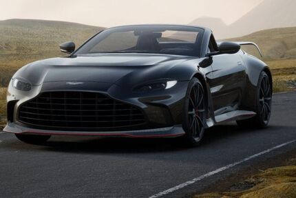 Aston Martin V12 Vantage 4.950 km 369.000 € München 80331