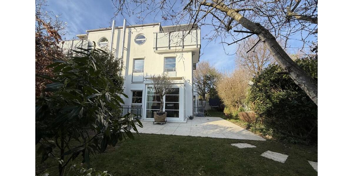 Doppelhaushälfte Gräfelfing - 6 Zimmer, 180 m&sup2;, 3.500&euro; | Angebot:25876664