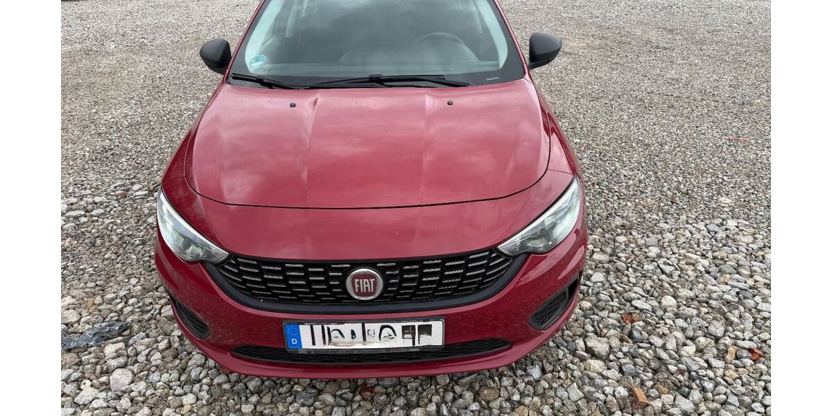 Fiat Tipo 162.514 km 5.700 &euro; Ismaning 85737