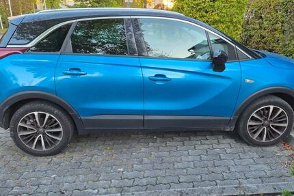 Opel Crossland (X) 97.000 km 9.400 &euro; München - Ramersdorf-Perlach 81539