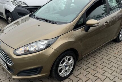 Ford Fiesta 78.525 km 3.599 &euro; München OT Aubing-Lochhausen-Langwied 81243