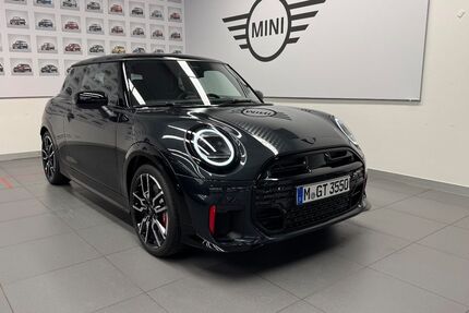 Mini John Cooper Works 1.800 km 36.900 &euro; München 81925