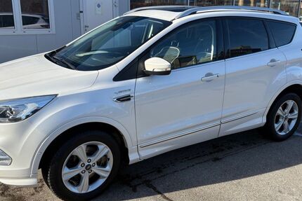 Ford Kuga 69.767 km 18.900 &euro; München 81739