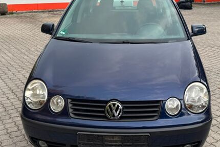 VW Polo 135.600 km 2.800 &euro; Riemerling 85521