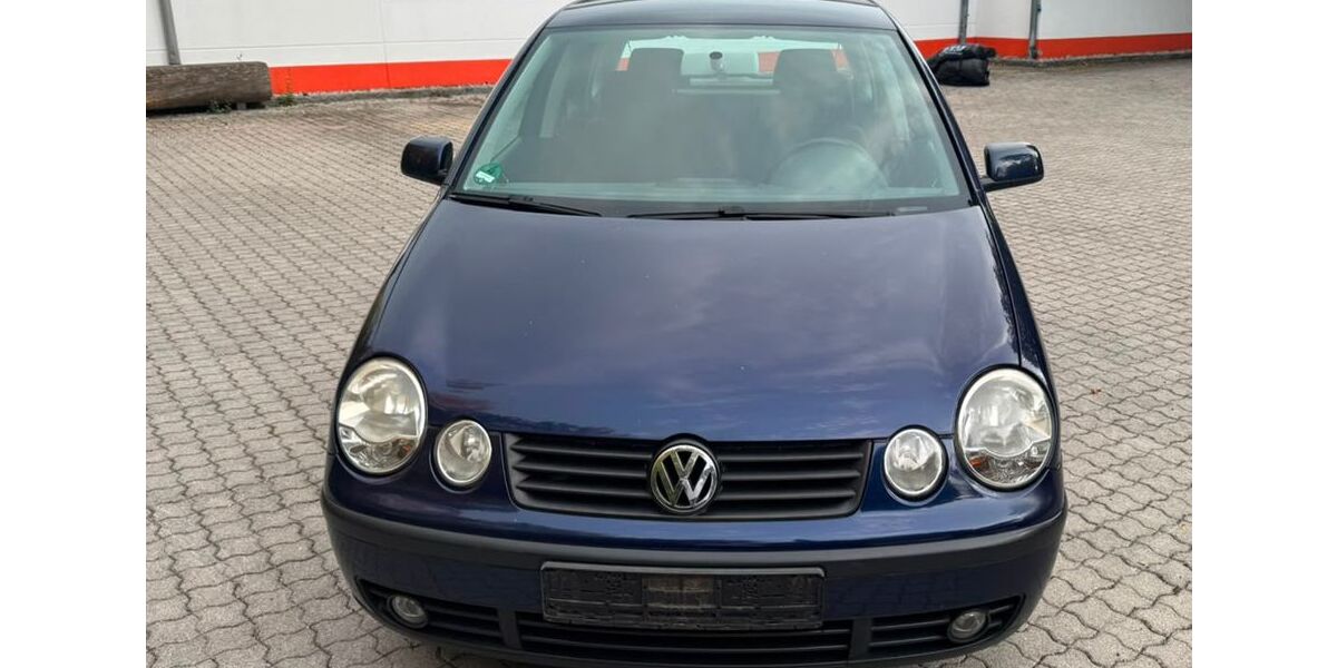 VW Polo 135.600 km 2.800 &euro; Riemerling 85521