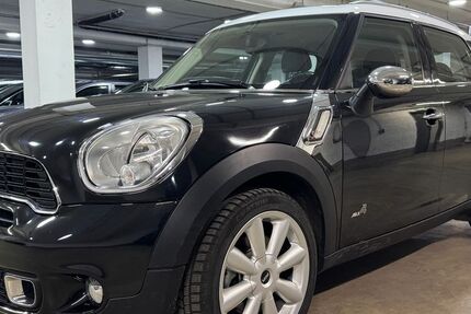 Mini Countryman S (Cooper) 118.090 km 9.490 &euro; München 81677
