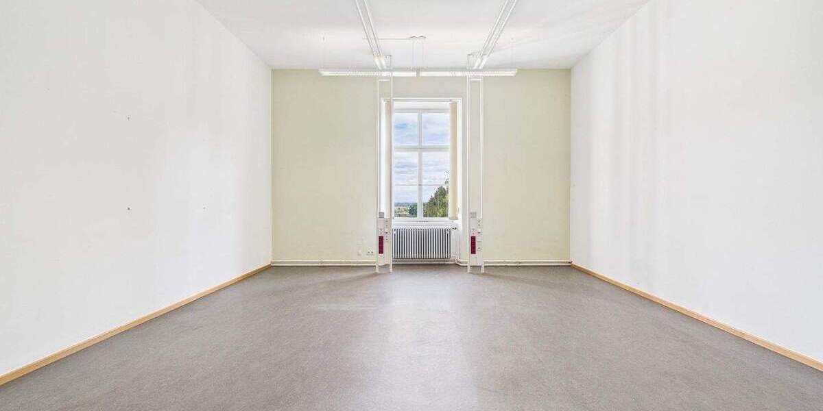 Gewerbeobjekt Ebersberg - 7 Zimmer, 2.200&euro; | Angebot:25747221