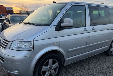 VW T5 Transporter 340.000 km 5.999 € München 81829