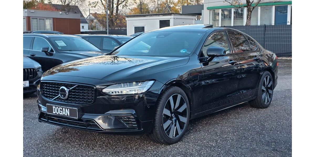 Volvo S90 26.511 km 38.990 € München 81243