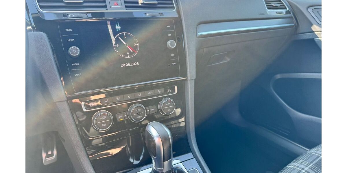 VW Golf 125.000 km 19.900 &euro; Puchheim 82178