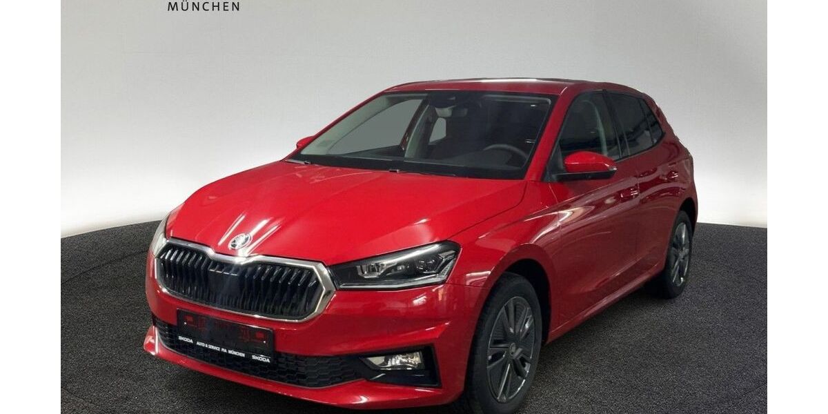 Skoda Fabia 6.500 km 25.950 &euro; München 80687