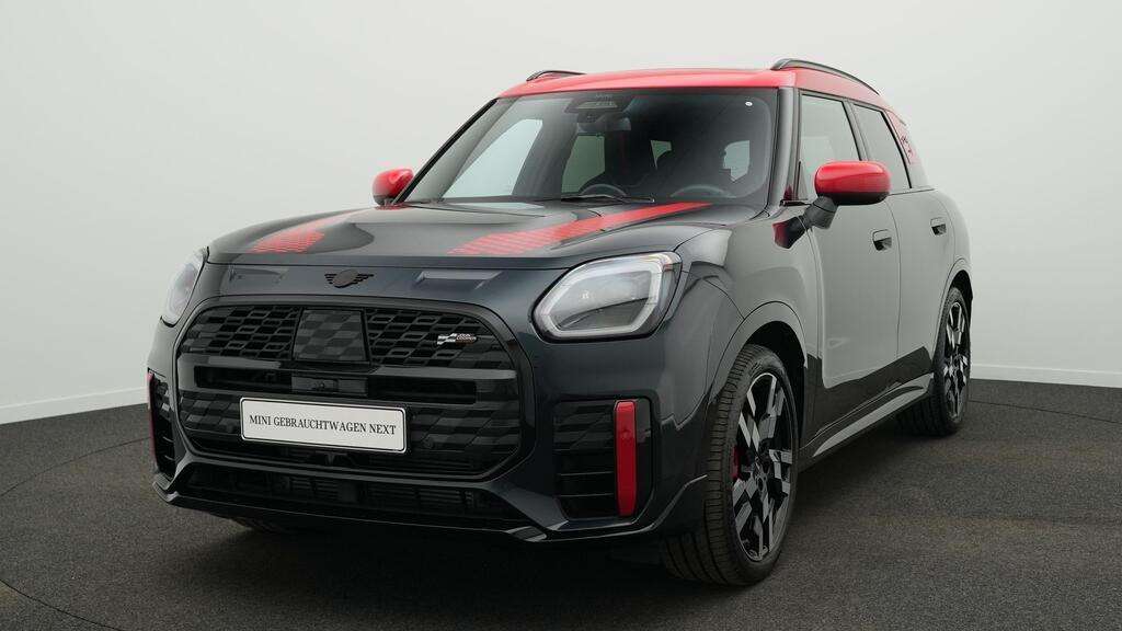 Mini JCW Countryman All4 17.877 km 45.107 &euro; München 80788