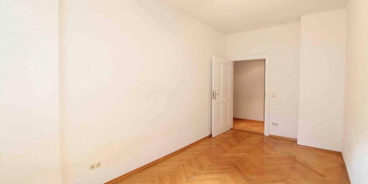 Charmante 3-Zimmer-Altbauwohnung mit Süd-Balkon in München! 3 zimmer