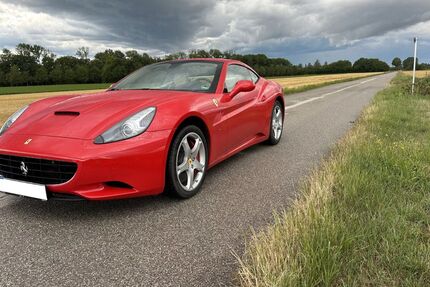Ferrari California 24.800 km 122.000 &euro; Aschheim-Dornach 85609