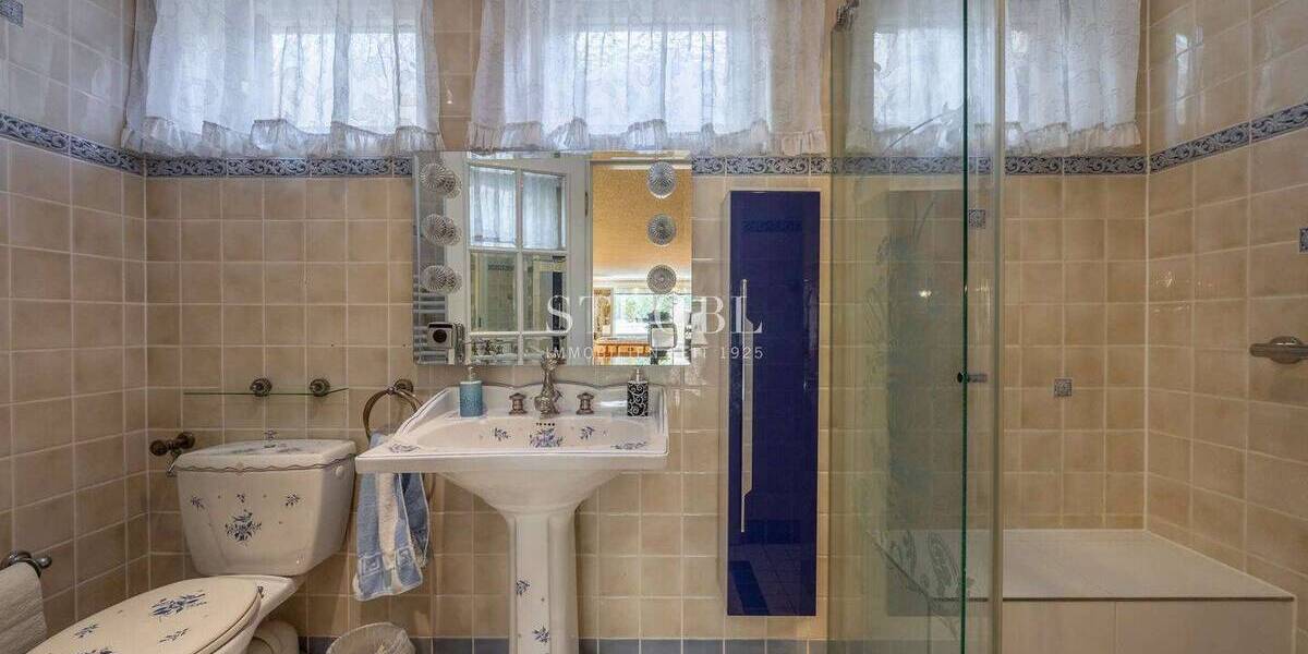 Bungalow Grünwald - 6 Zimmer, 274 m&sup2;, 2.650.000&euro; | Angebot:26475198