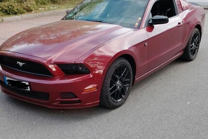 Ford Mustang 113.000 km 14.300 &euro; München 81737