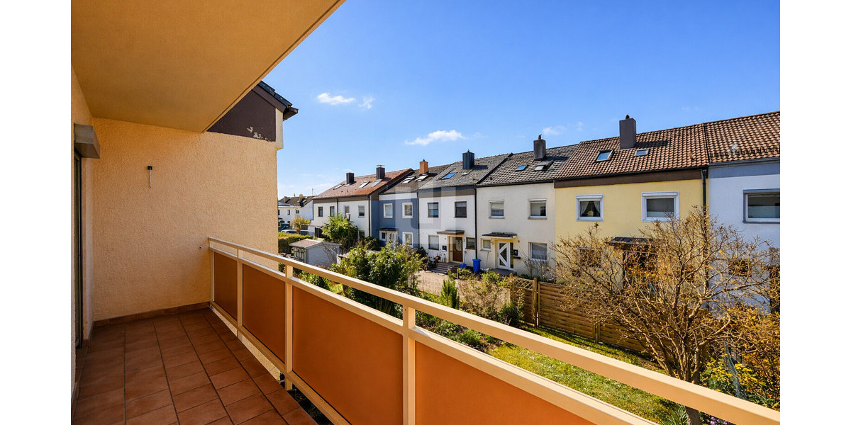 WINDISCH IMMOBILIEN - Renovierungsbedürftiges RMH mit viel Potential in familienfreundlicher Lage - Reihenmittelhaus Olching / Geiselbullach Geiselbullach | Angebot:25852870