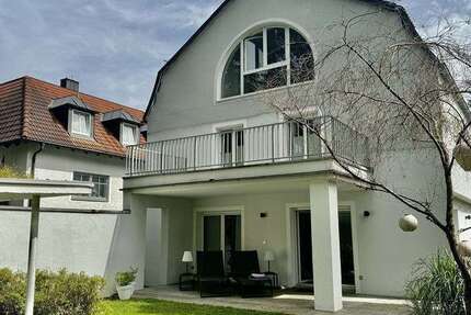 Haus München Aubing-Lochhausen-Langwied - 5 Zimmer, 242 m&sup2;, 4.750&euro; | Angebot:25806945