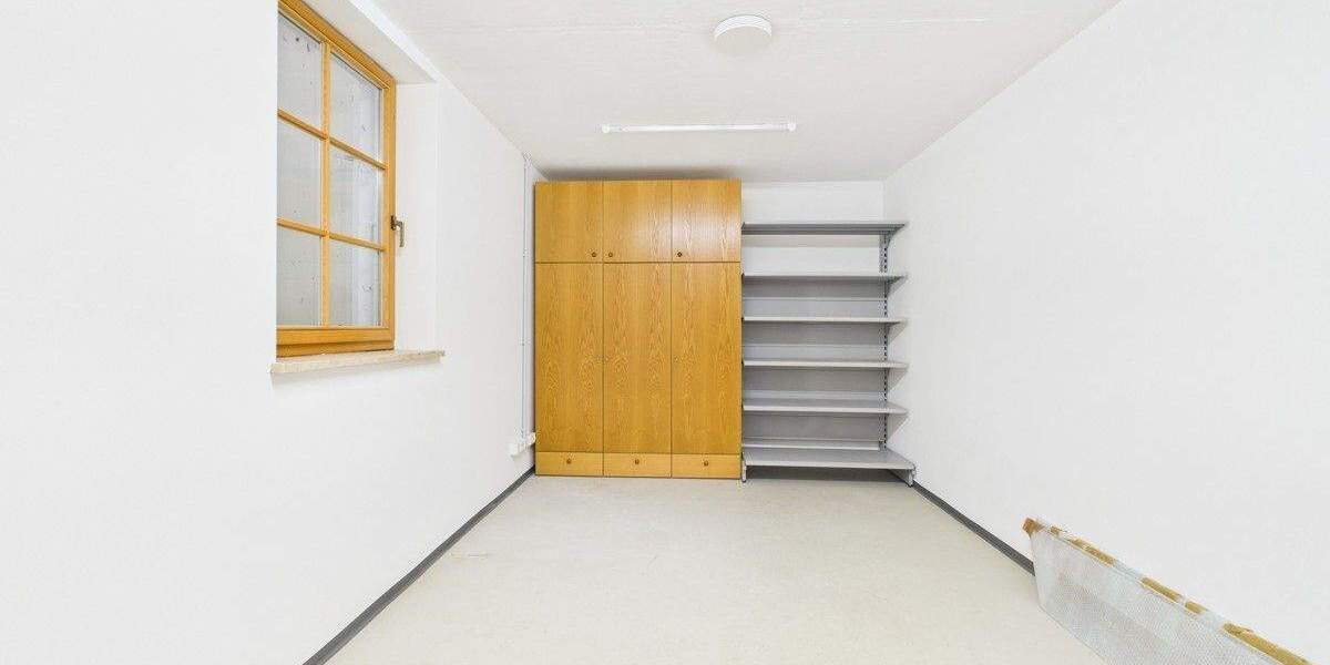 Etagenwohnung München Thalk.Obersendl.-Forsten-Fürstenr.-Solln - 3 Zimmer, 130 m&sup2;, 1.390.000&euro; | Angebot:25687911