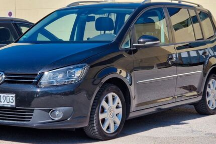 VW Touran 139.000 km 13.999 &euro; Garching 85748