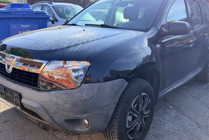 Dacia Duster 196.000 km 4.850 &euro; München 81825