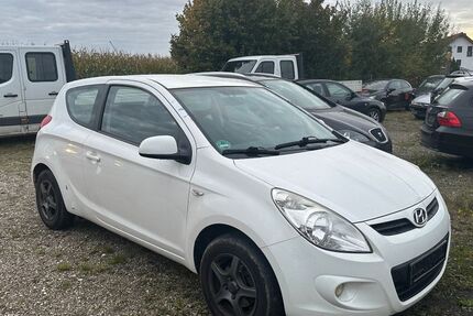 Hyundai i20 163.707 km 1.499 € Hohenlinden bei München 85664
