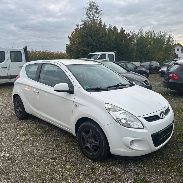 Hyundai i20 163.707 km 1.499 € Hohenlinden bei München 85664