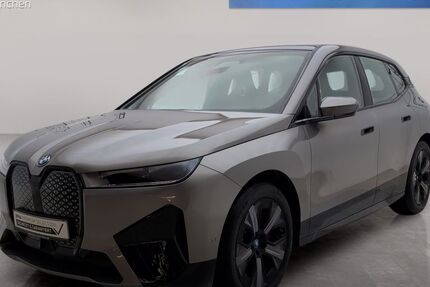 BMW iX 3.917 km 79.912 &euro; München 80939