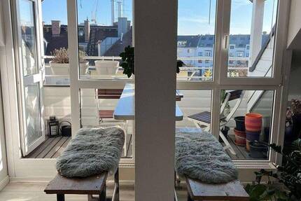 Helle 2-Zimmer-Wohnung mit Balkon & Stellplatz in Sendling - möbliert, mit Einbauküche & Wannenbad 2 zimmer