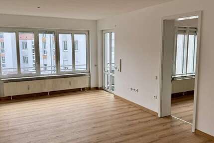 Wohnung Taufkirchen Westerham - 4 Zimmer, 89 m&sup2;, 1.750&euro; | Angebot:25774290