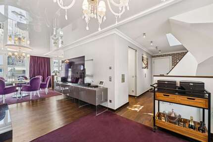 Wohnung zum Kaufen in München 3.990.000 € 261.7 m² 7 zimmer